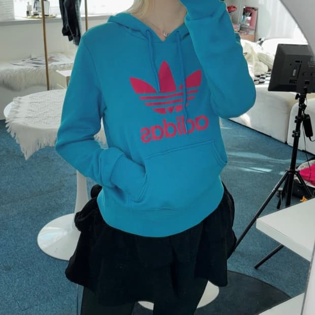 아디다스 후드티🩵
