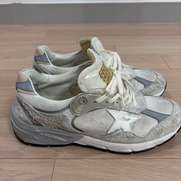 골든구스 대드스타 화이트실버 사이즈39