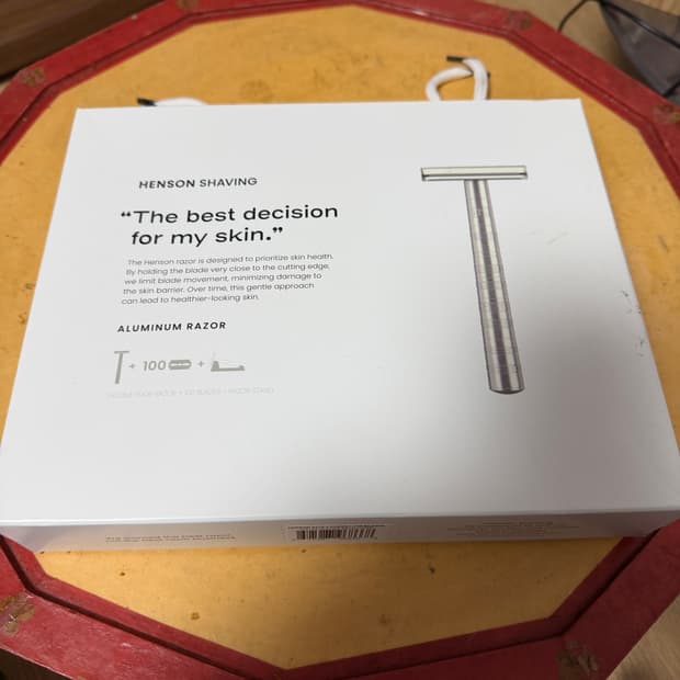 헨슨 쉐이빙 알루미늄 면도기 새 제품