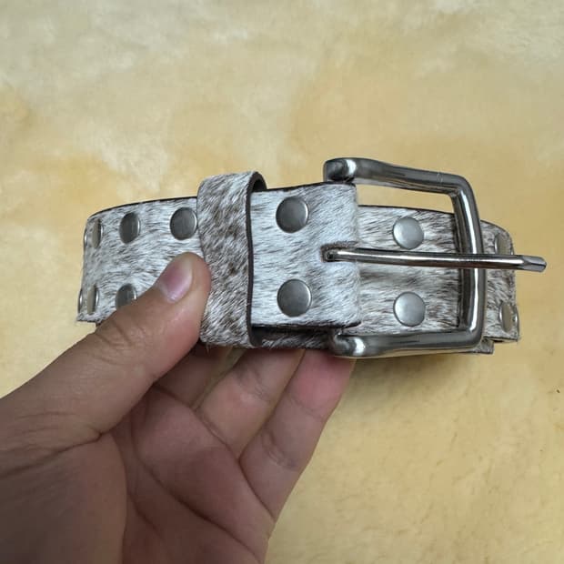 스투시 8볼 스터드 벨트 로우 카우하이드 헤어 L/XL