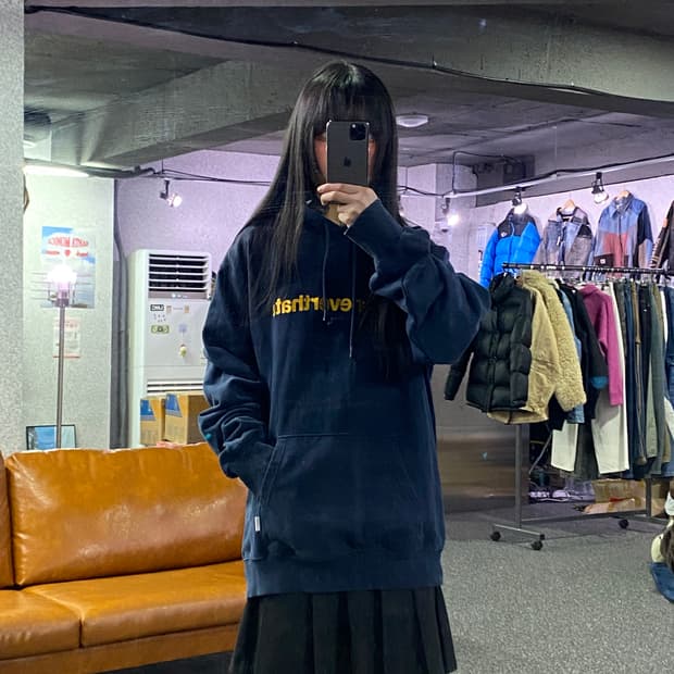 디스이즈네버댓 스펠로고 네이비 후드티 B4082