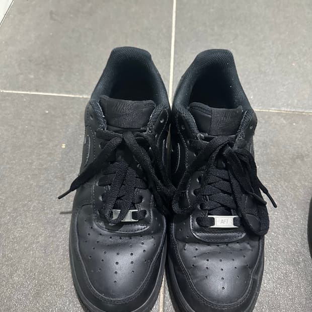 나이키 에어포스1 블랙(255)