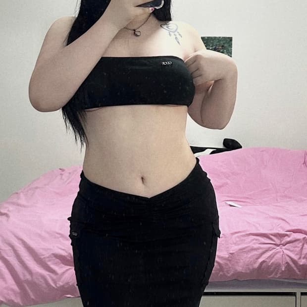 오도어 튜브탑 카고롱스커트 셋업