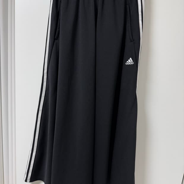 아디다스 스커트