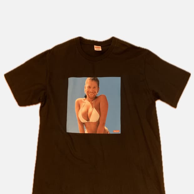 Supreme Naomi Tee
