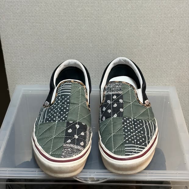 [270] 반스 애너하임 반다나 패딩