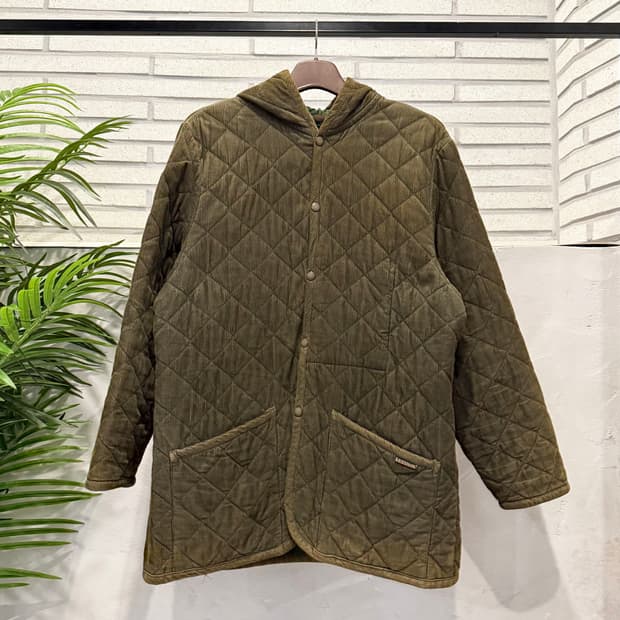 LAVENHAM 라벤햄 풀오버 코듀로이 퀼팅 나일론자켓 스냅단추 디테일