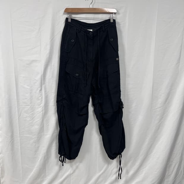 24FW 마뗑킴 멀티 포켓 셔링 카고 팬츠