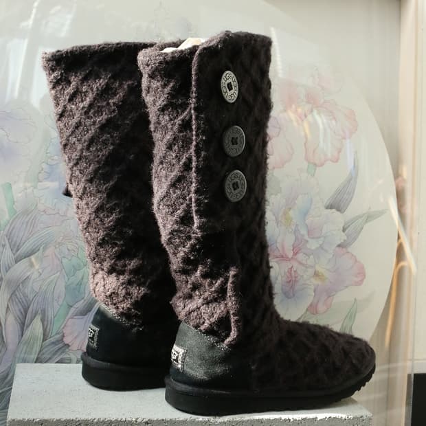 어그 케이블 니트 롱부츠 