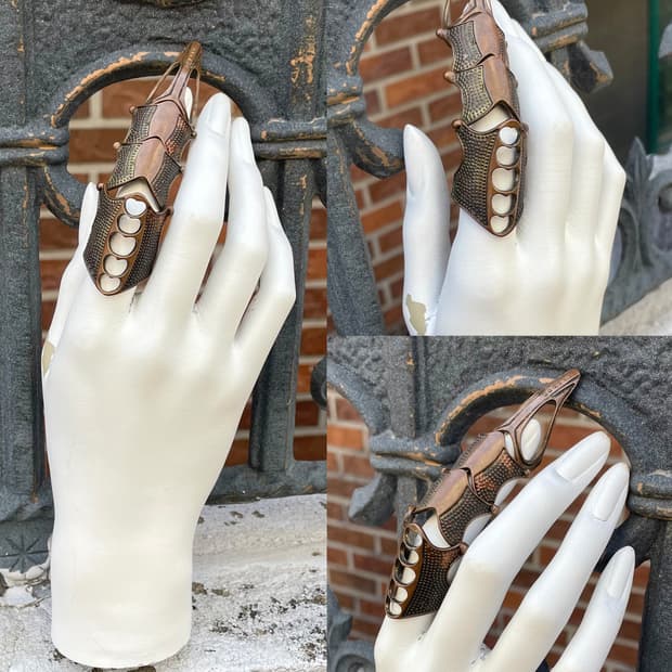 70s Vintage Brown Armoring