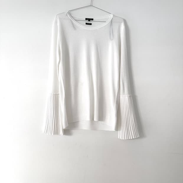 MASSIMO DUTTI pleats detail knit / white
