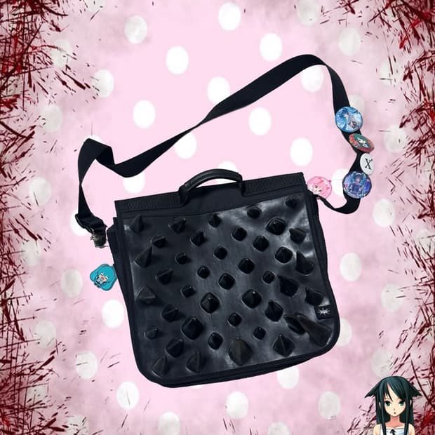 Craig Morrison messenger bag