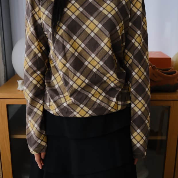 Plaid print turtle-neck top