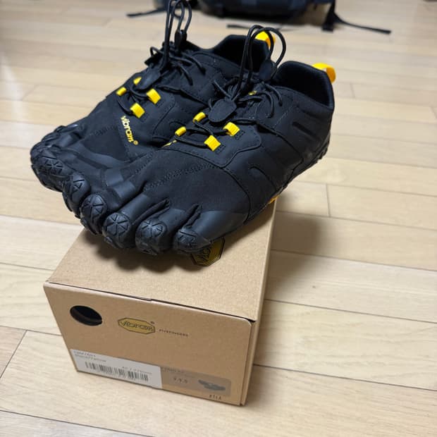 [42] 비브람 파이브핑거스 V-TRAIL 2.0 블랙/옐로우