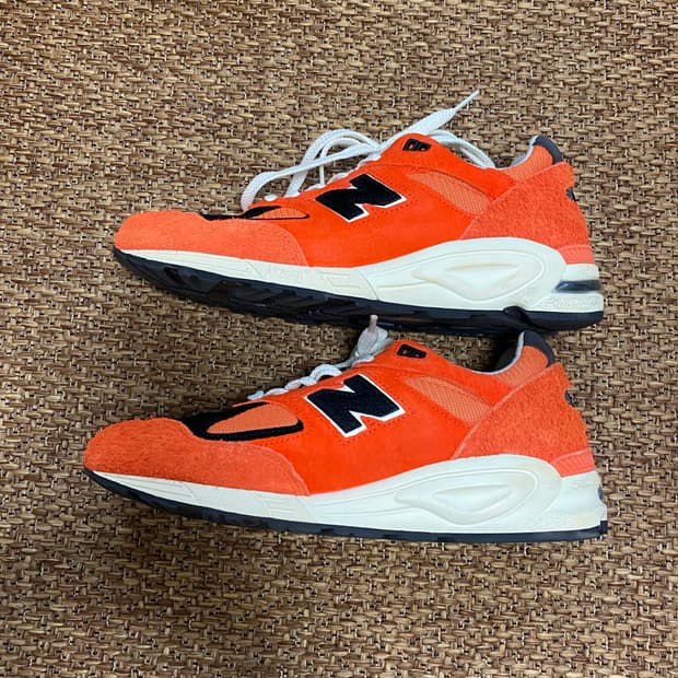뉴발란스 990