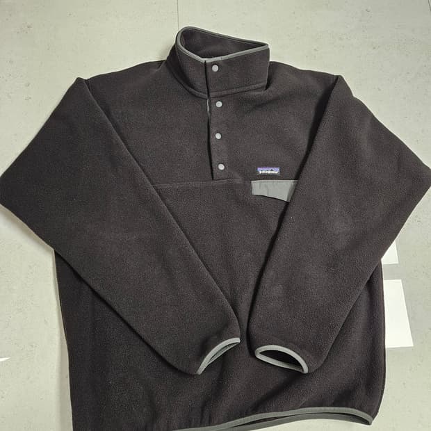 파타고니아 신칠라 L 블랙 라이트웨이트