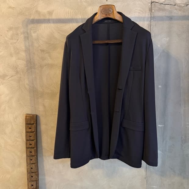 엠포리오 아르마니 테일러드 자켓 100