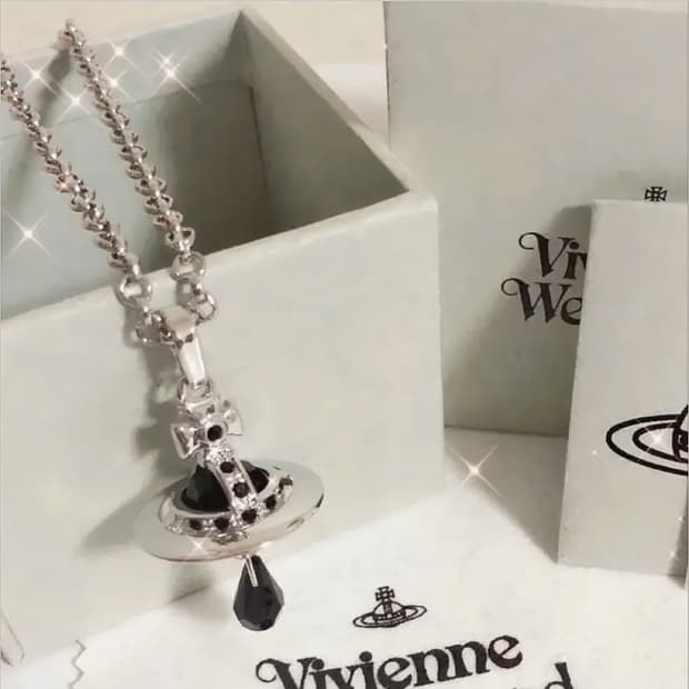 비비안웨스트우드 아카이브 블랙크리스탈 레인드랍 3d orb 팬던트 목걸이