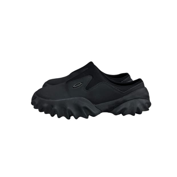 준야 와타나베 x 오클리 찹 쏘우 250