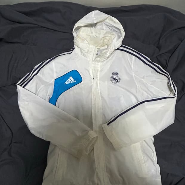 아디다스 레알 마드리드 바람막이 M