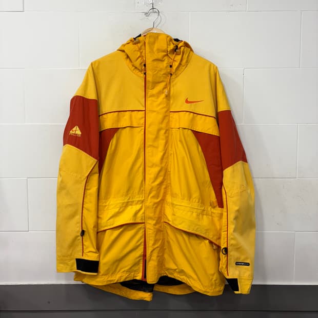 나이키 ACG 스톰핏 캐스케이드 레인즈 자켓