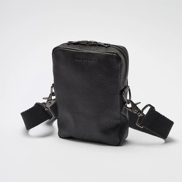 아워레가시 딜레이 미니 백 블랙