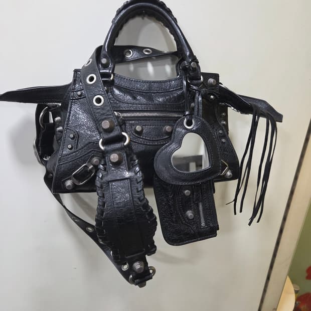 발렌시아가 네오 카골 xs