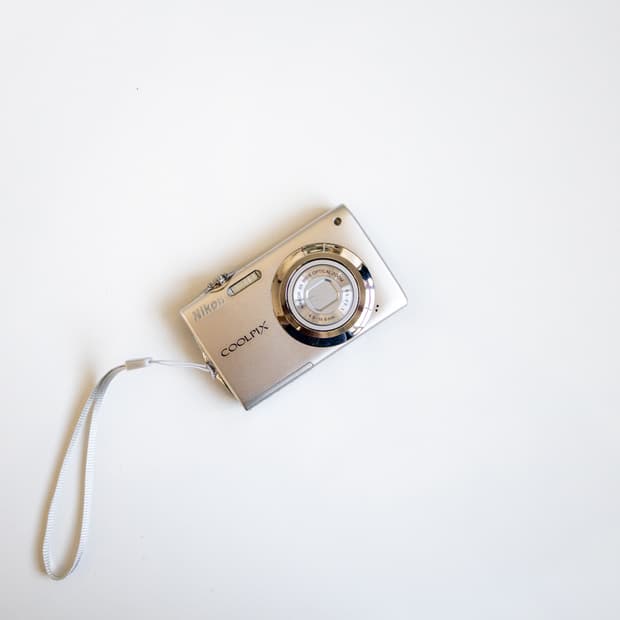 Nikon Coolpix S3000 / 빈티지 디지털 카메라