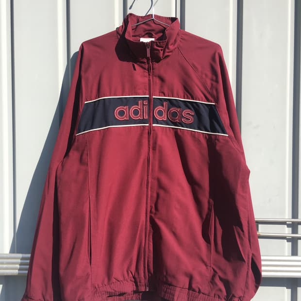 아디다스 체스트 로고 바람막이