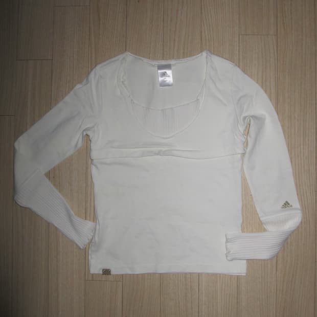 아디다스 Y2k 여성 화이트 & 골드 롱 슬리브