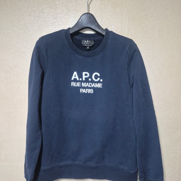 아페쎄 티나 맨투맨