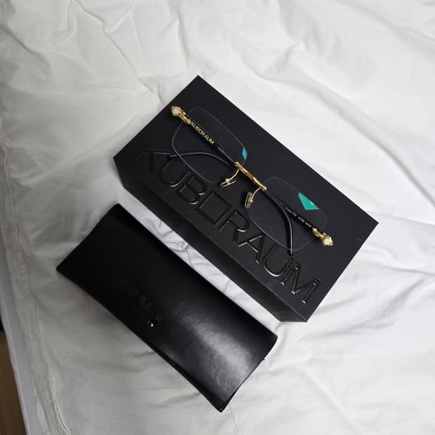 쿠보라움 무테 안경