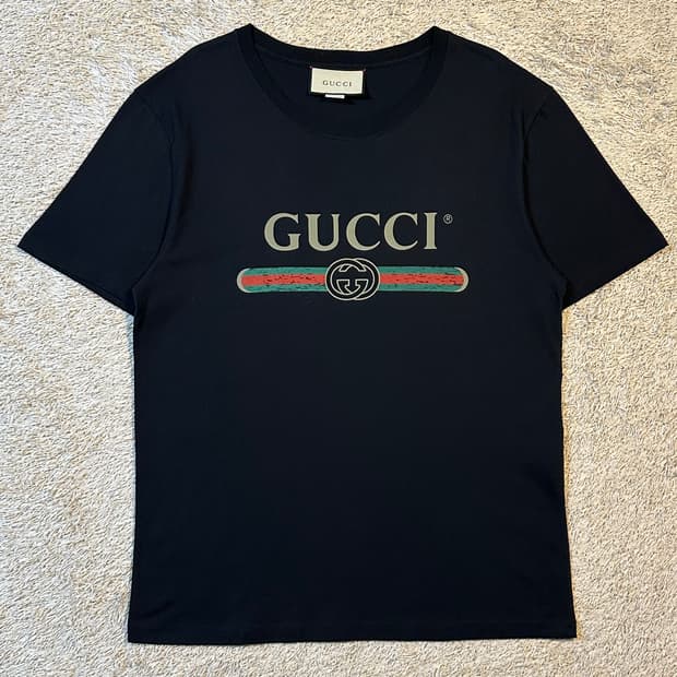 구찌 GUCCI 빈티지 띠로고 반팔 티셔츠 블랙