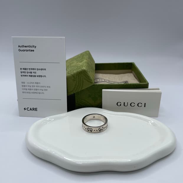 구찌 반지 24호 고스트링