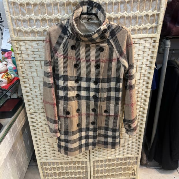 40/66 정품 버버리 노바체크 코트 팝니다