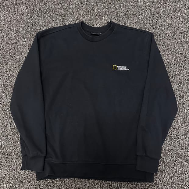 내셔널지오그래픽 맨투맨 블랙 L