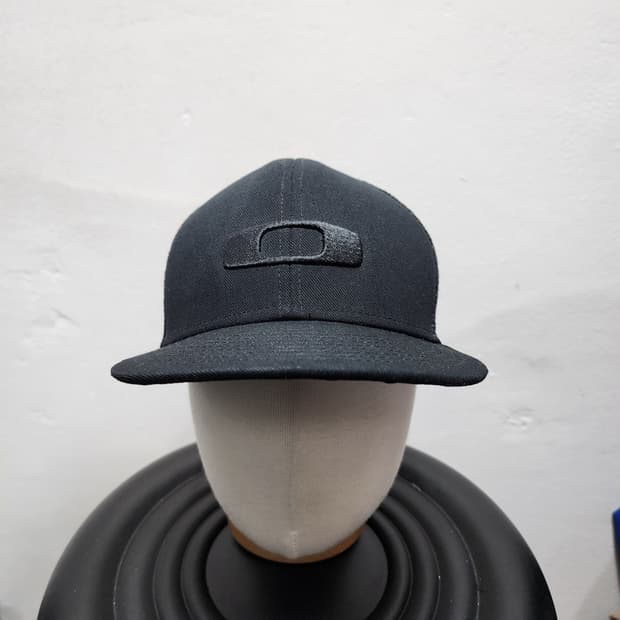 오클리 아카이브 메쉬 볼캡 