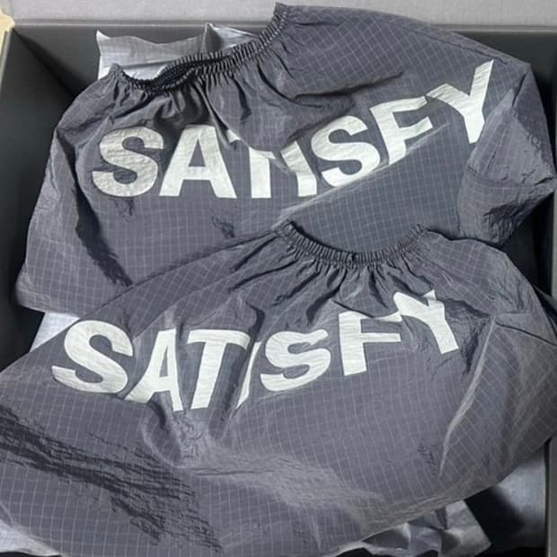satisfy 새티스파이 슈즈 더스트백