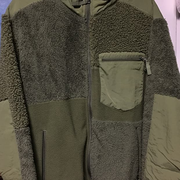 유니클로x엔지니어드가먼츠 후리스 L