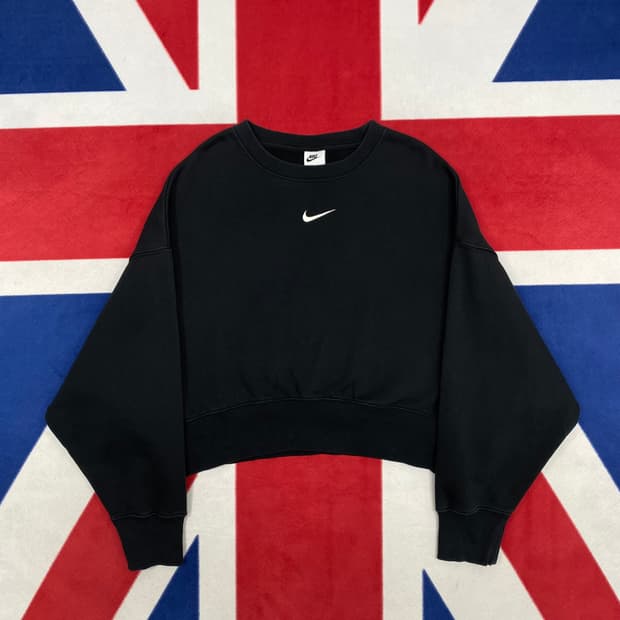 나이키 가오리핏 크롭 맨투맨  S 실측 여성 77-88