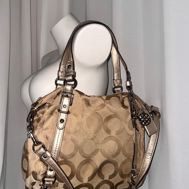코치 빈티지 베이지골드 숄더백