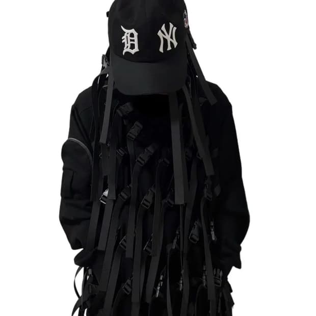 (레어 ) Christian Stone 스트랩본디지 오버핏 후드 블랙