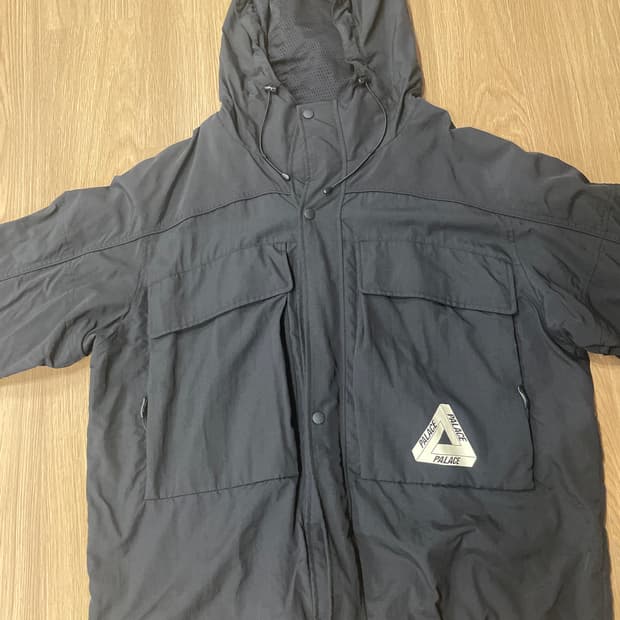 팔라스 바람막이 (gone fishing jacket) 판매합니다.