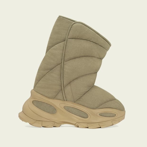 Yeezy NSLTD boots [42]
