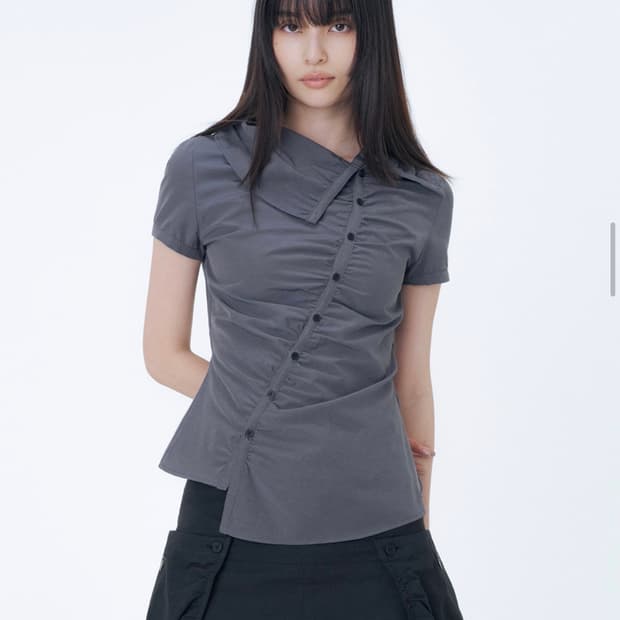 미세키 서울 High neck shirring button shirt 