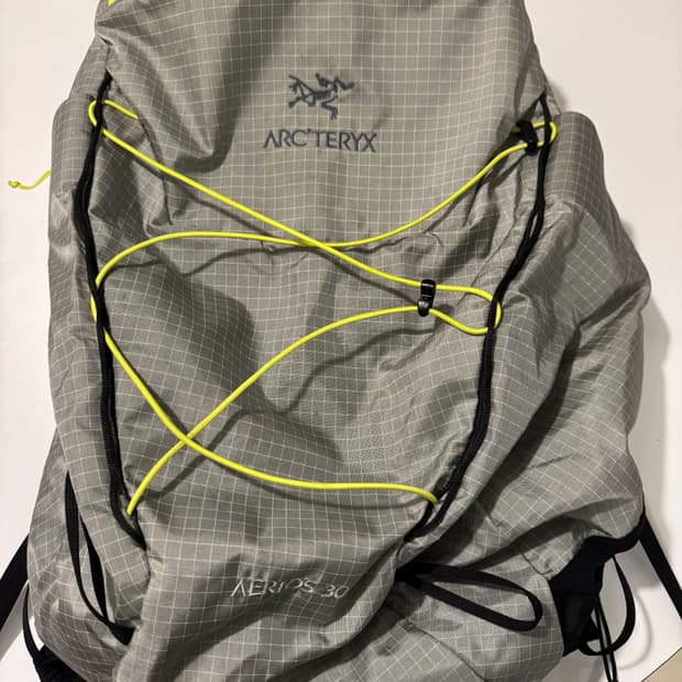 아크테릭스 에어리어스30 우먼