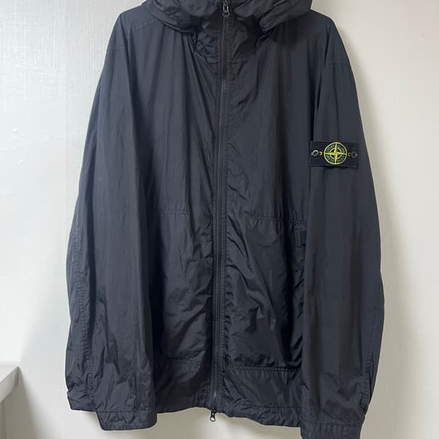 STONE ISLAND