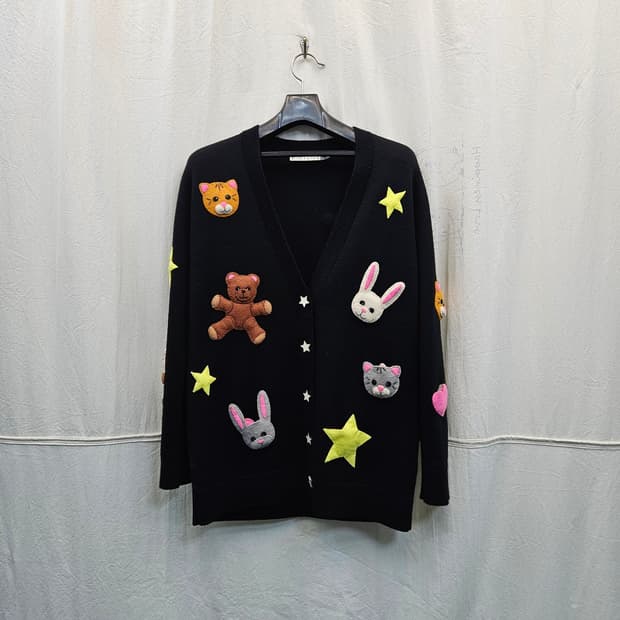 Alice + Olivia 블랙 자수 포인트 가디건 221.