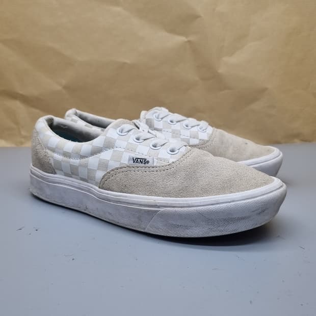 반스 컴피쿠시 체크 스니커즈225