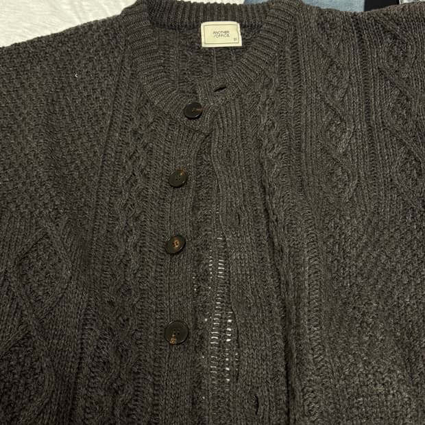 어나더오피스 구랜드마 케이블 가디건